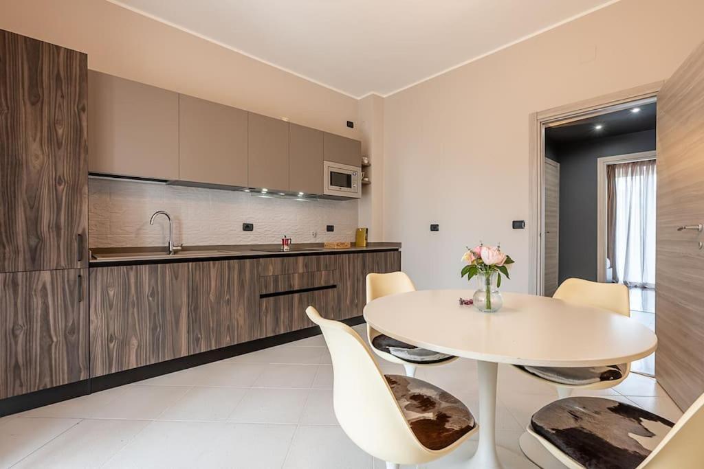 Casa Bianca Bruino, Privacy E Confort ภายนอก รูปภาพ
